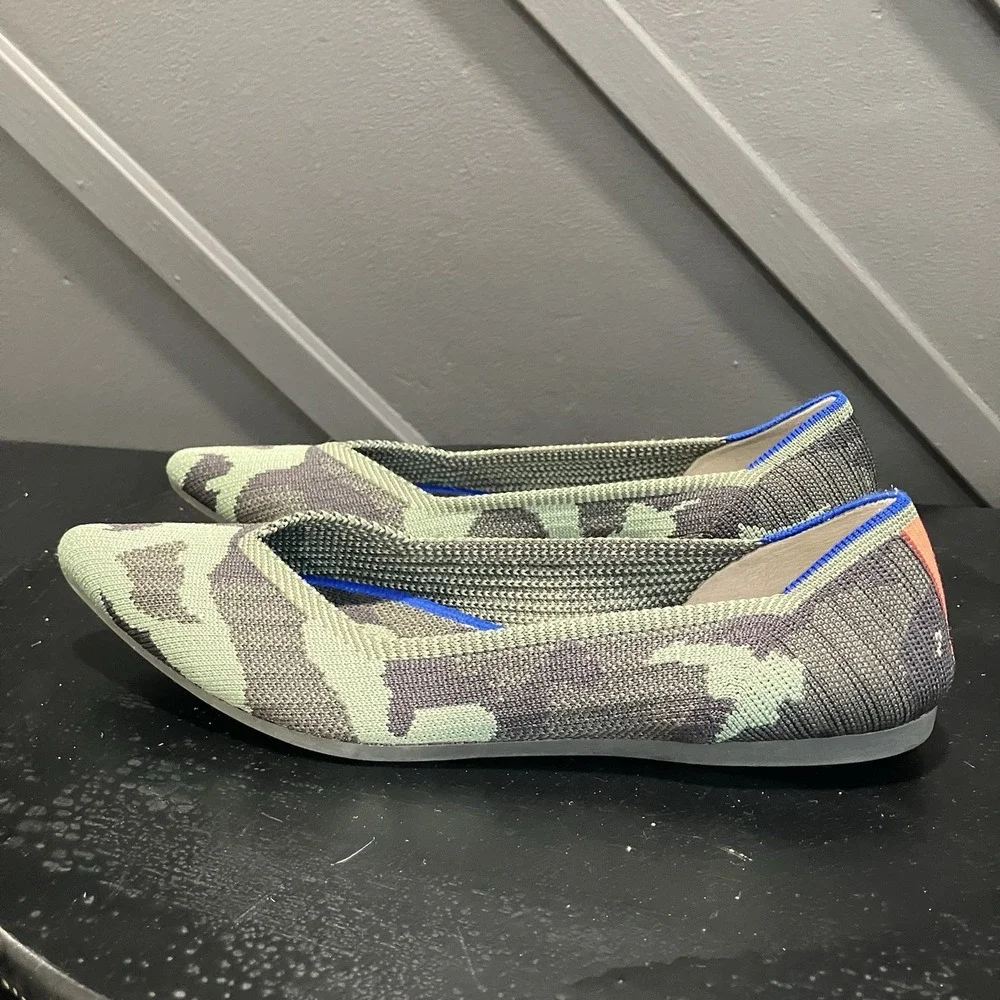 Rothys The Point Womens Sz 8.5 Green Camo Blue Trim Knit Ballet Flats Washable